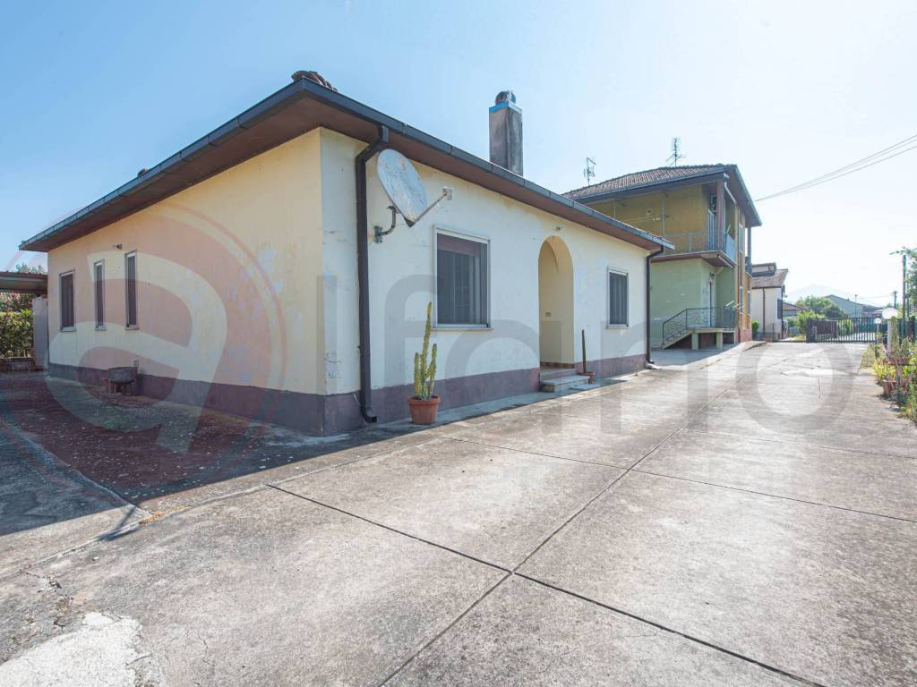 Casa indipendente a Ceprano in Via del Moricino, 19 - Foto 3