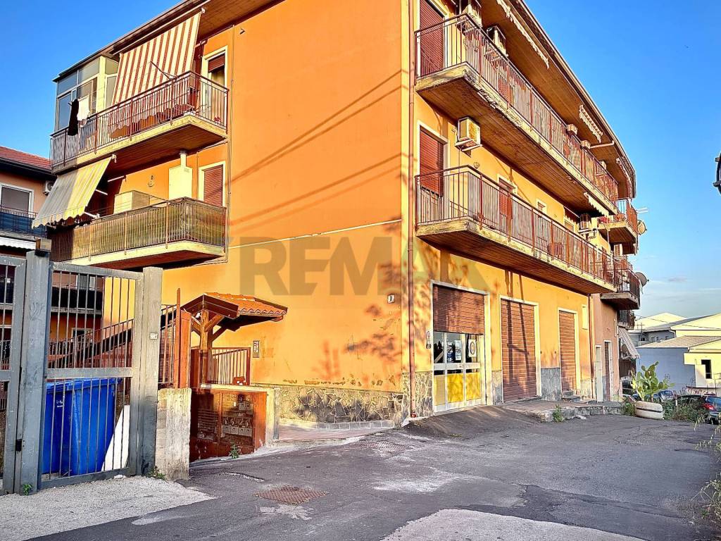 Appartamento a Camporotondo etneo in Vico Olivella, 13 - Foto 2
