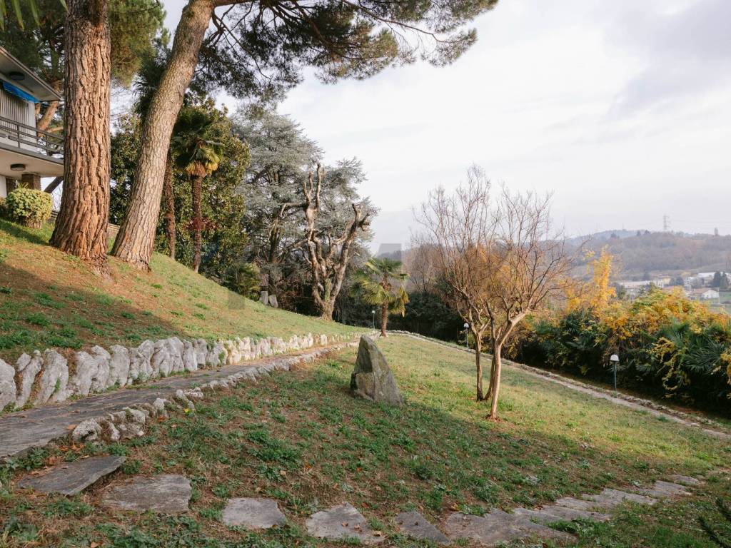 Villa a Bulciago in via portolino, 22 - Foto 2