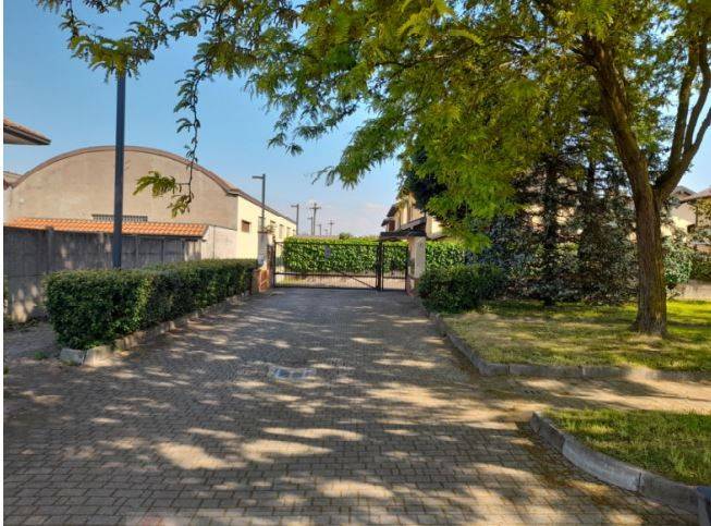Villetta a schiera a Castano primo in Via Cassino, 5 - Foto 2