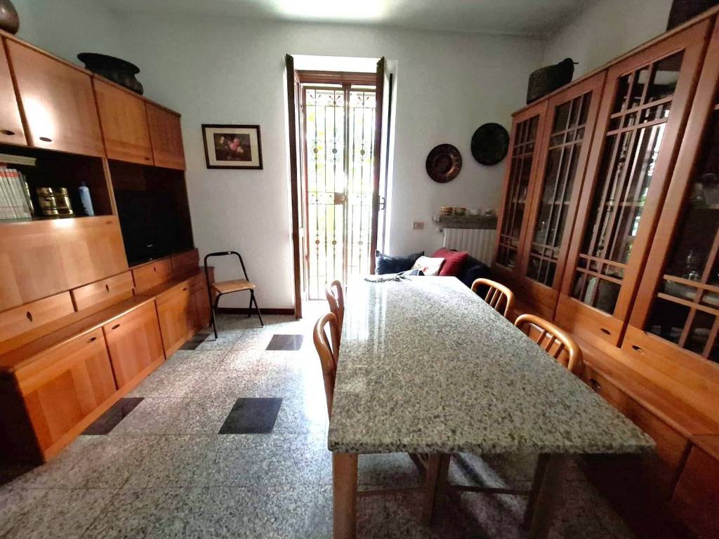 Villa a Osio sotto in VIA A. NOSARI, 0 - Foto 3