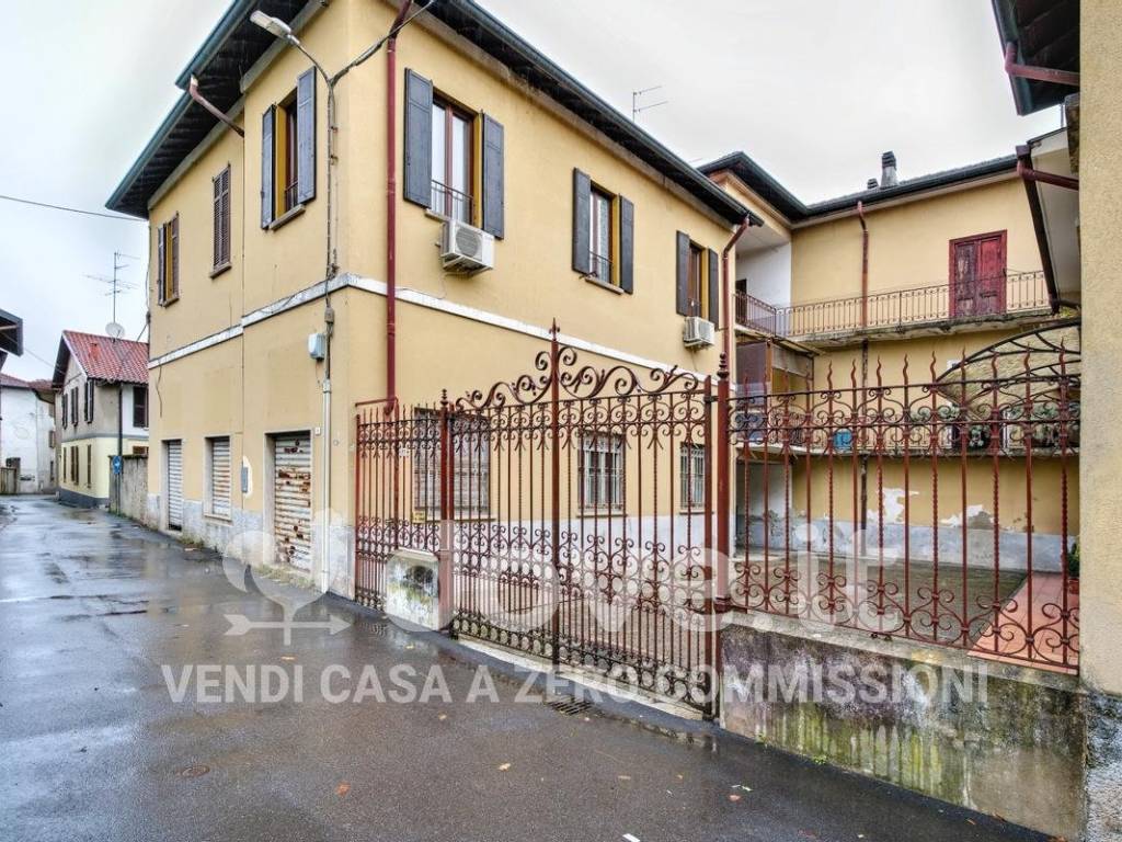 Appartamento a Cadorago in Via Magenta, 5 - Foto 3