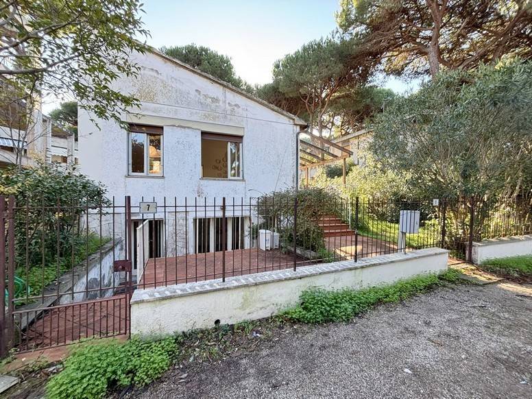 Villa a Grosseto in Via della Mimosa, 5 - Foto 2