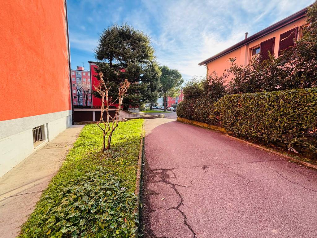 Box / garage a Brescia in Via Luigi Gadola - Foto 4
