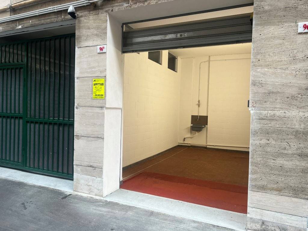 Box / garage a Genova in Via Aldo Manuzio - Foto 2