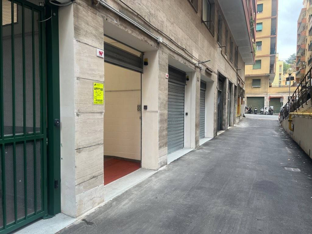 Box / garage a Genova in Via Aldo Manuzio - Foto 5