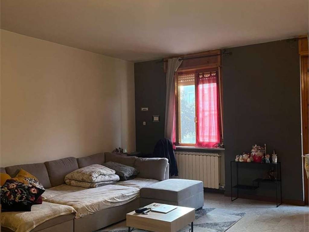 Appartamento a Trecate in Via Cirenaica, 51 - Foto 2