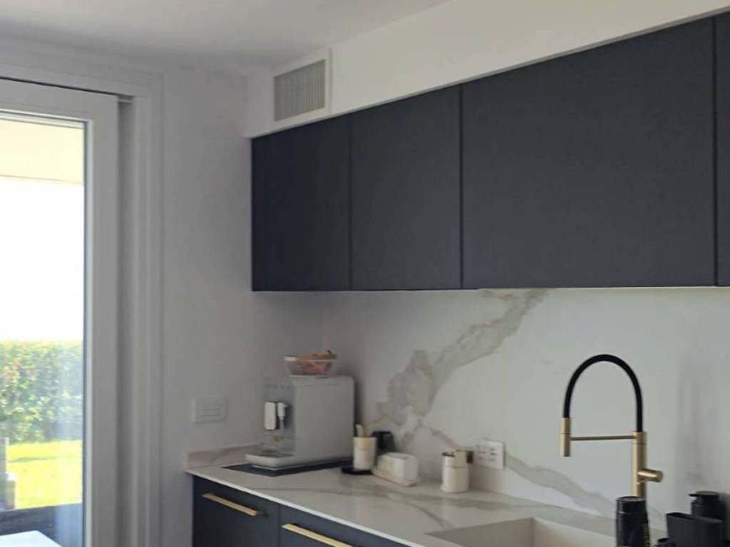Villa a Montesilvano in Strada Comunale Chiappinello, 56 - Foto 2