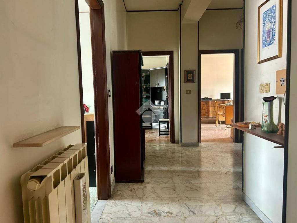 Appartamento a Cosenza in Via Delle Medaglie d'Oro, 142 - Foto 2