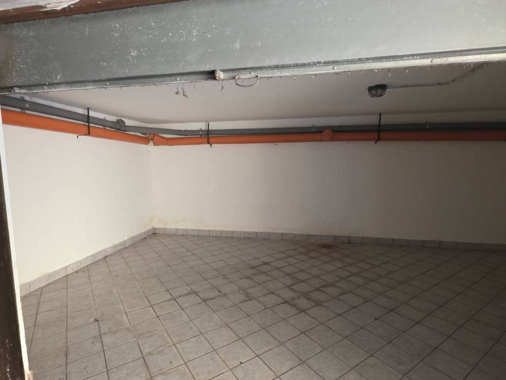 Box / garage a Sarno in Piazza Sabotino - Foto 3