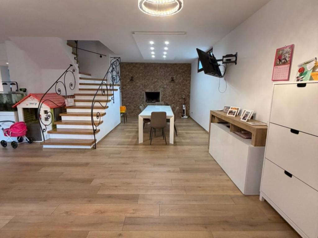 Villa a Canale monterano in Via Greppa di Mezzo - Foto 5