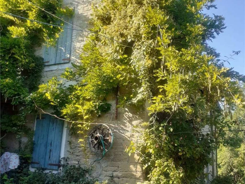 Casa indipendente a Neviano degli arduini in Strada Fossa Velago - Foto 2