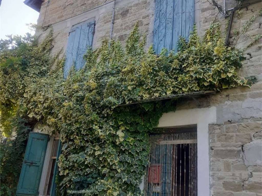 Casa indipendente a Neviano degli arduini in Strada Fossa Velago - Foto 3