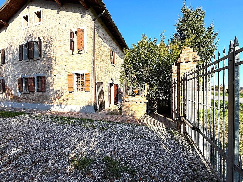 Rustico / casale a Cento - Foto 4