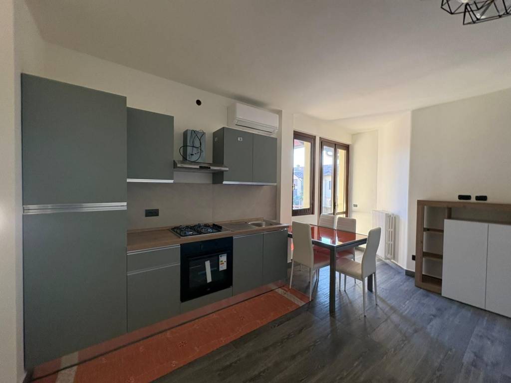 Appartamento a Casorate primo in Via Giuseppe Garibaldi - Foto 2