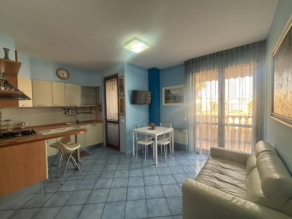 Appartamento a Tortoreto in Via Trieste, 174 - Foto 2