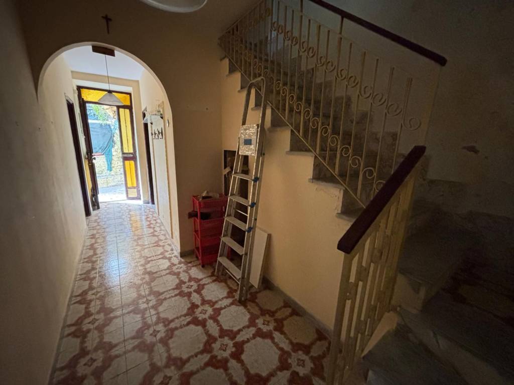 Rustico / casale a Lamezia terme in Via Federico II, 75 - Foto 2