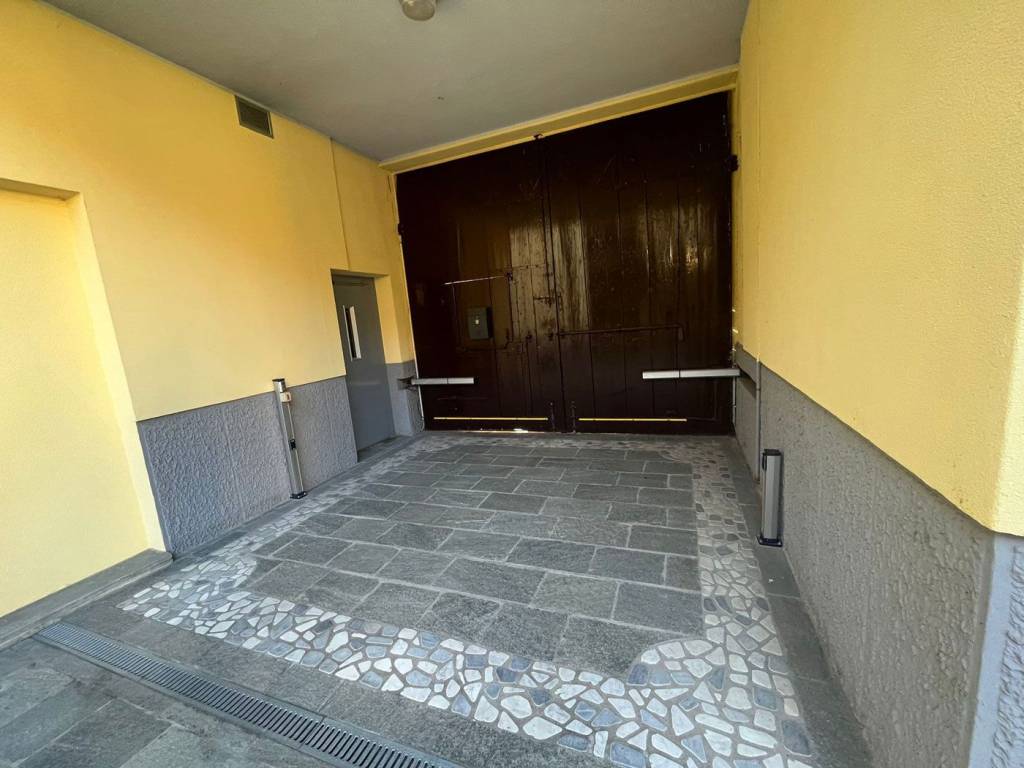 Casa indipendente a Samarate in Via Giuseppe Garibaldi - Foto 5