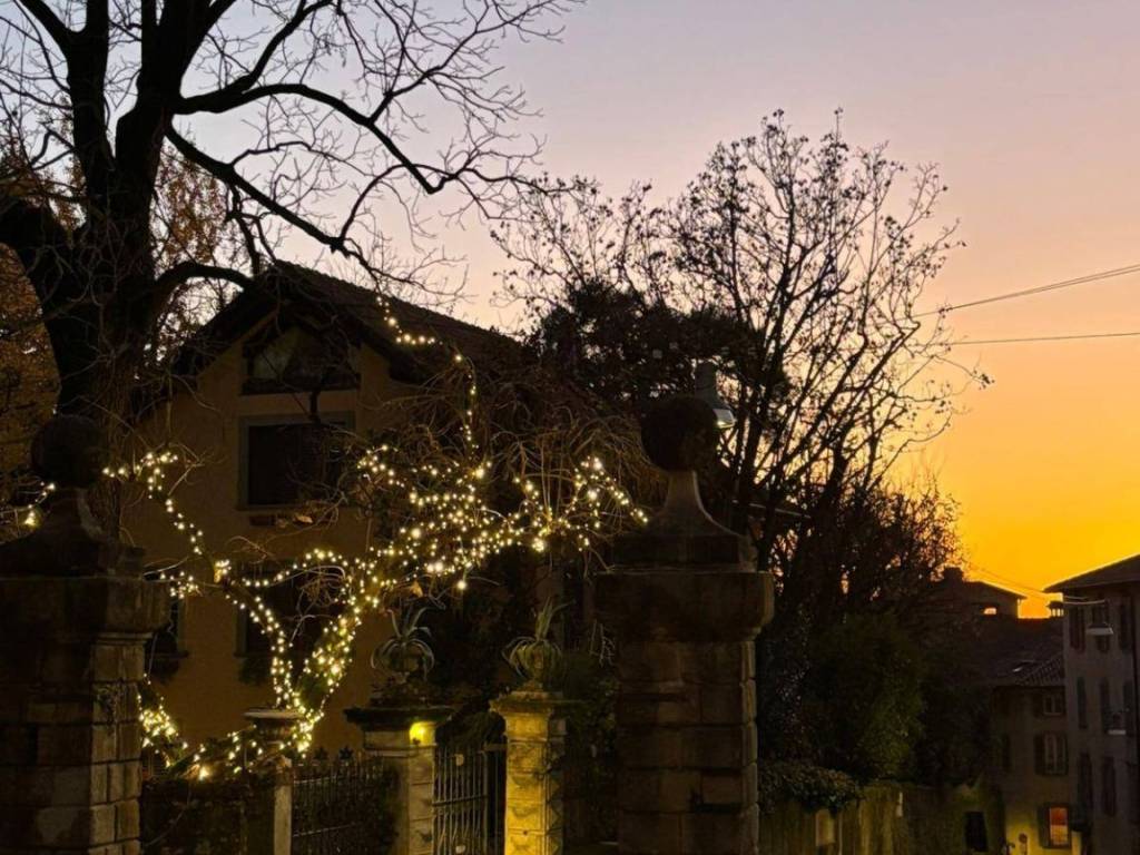 Villa a Bergamo in Via Sant'Alessandro, 71 - Foto 2