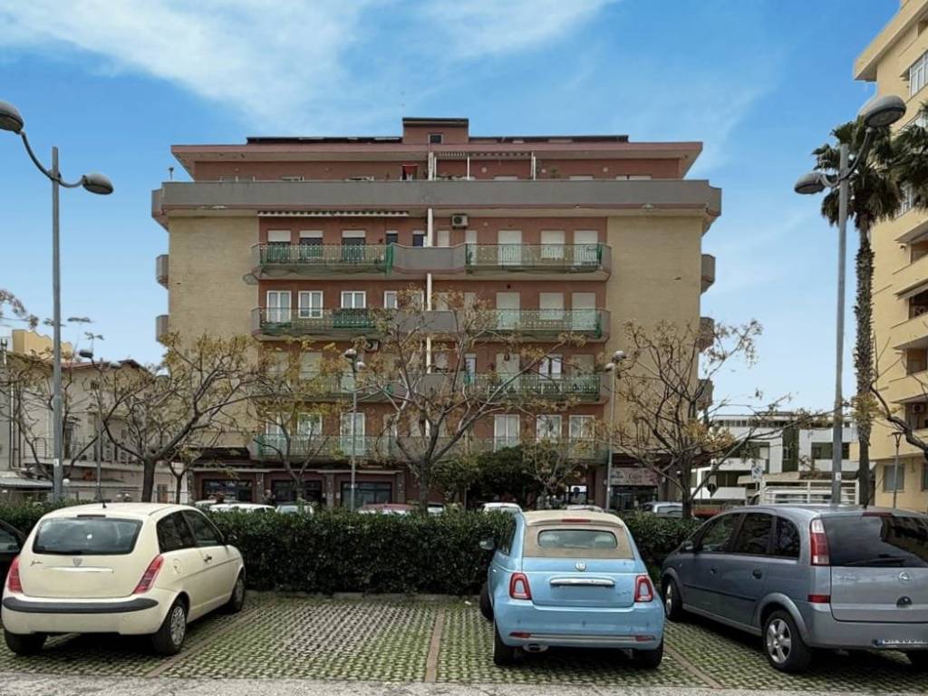 Appartamento a Montesilvano in Via America - Foto 2