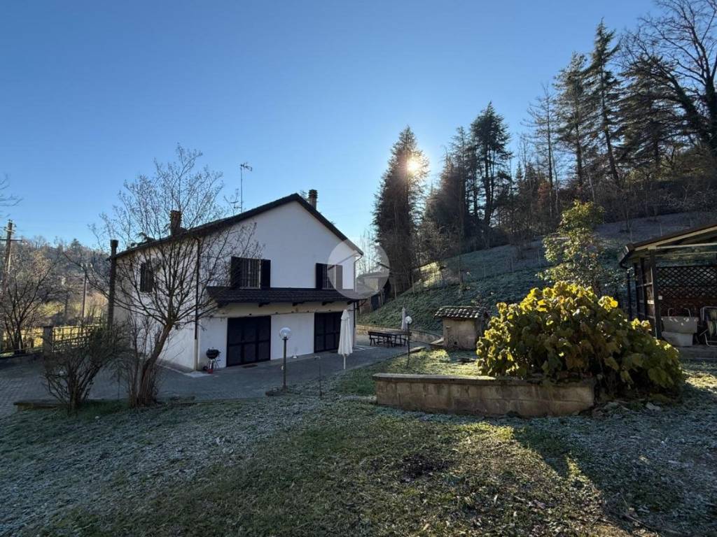 Casa indipendente a Asti in Frazione Castiglione, 176 - Foto 2