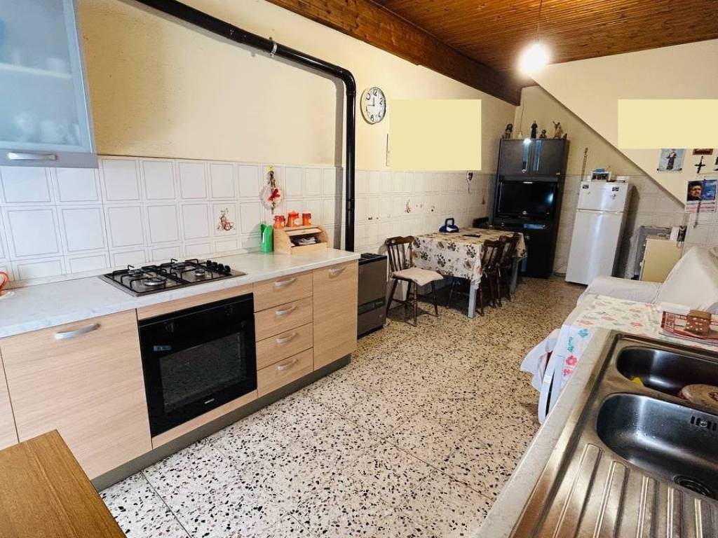Casa indipendente a Lamezia terme in Via Ferruccio - Foto 3