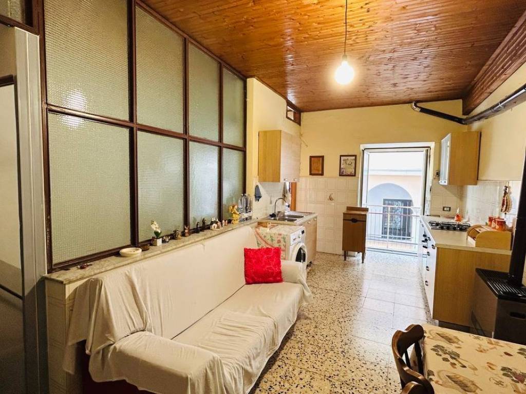 Casa indipendente a Lamezia terme in Via Ferruccio - Foto 4