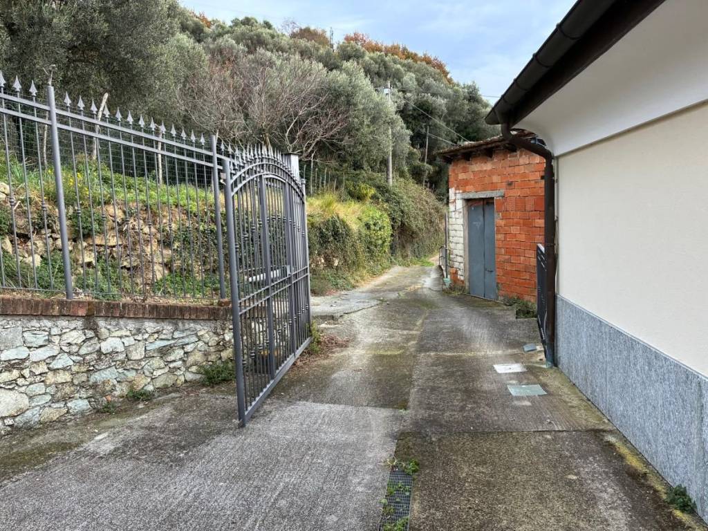 Appartamento a Varazze in Via Costa, 26 - Foto 4