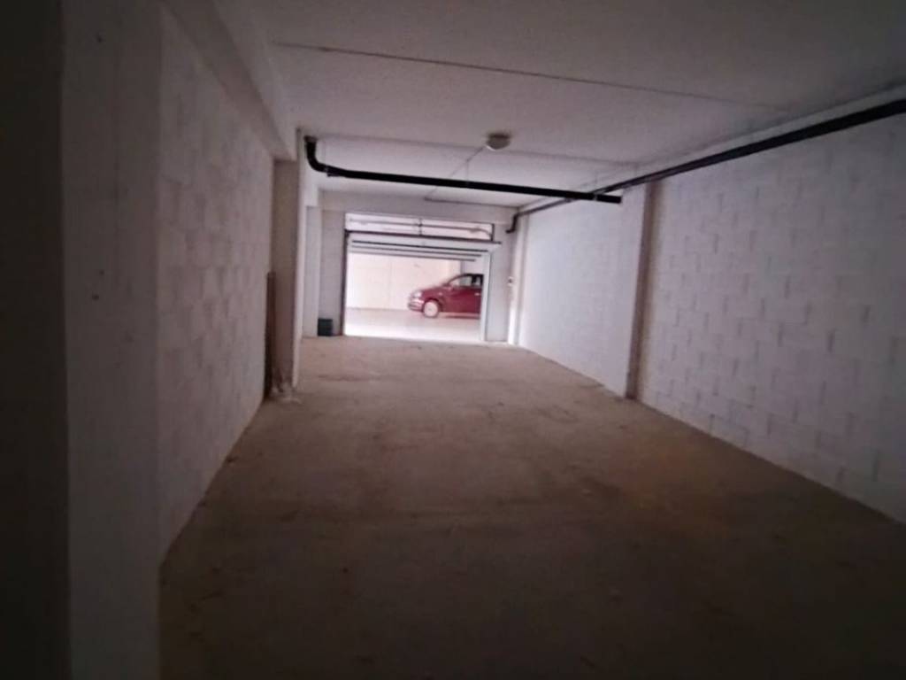 Box / garage a Frosinone in Via La Botte - Foto 3