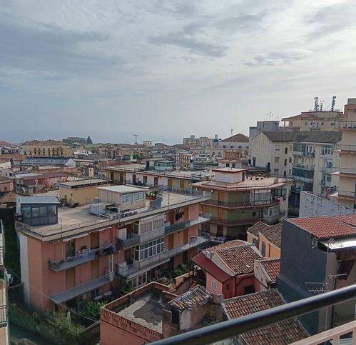Appartamento a Acireale in Piazza Madonna Della Pace - Foto 3