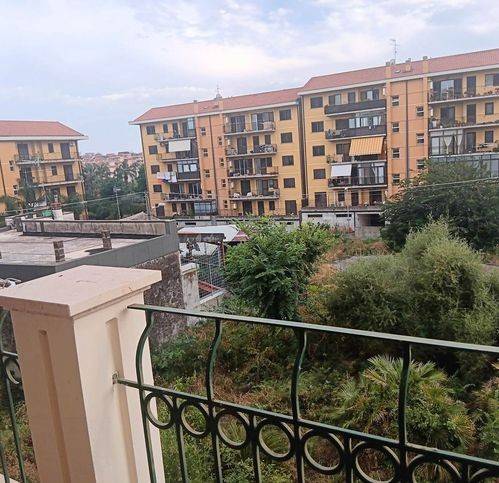 Appartamento a Acireale in Via Degli Ulivi - Foto 4