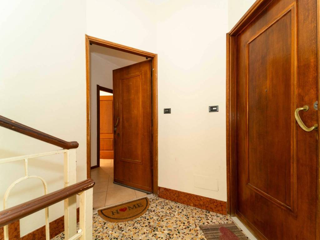 Appartamento a Leinì in Via del Santuario, 18 - Foto 4