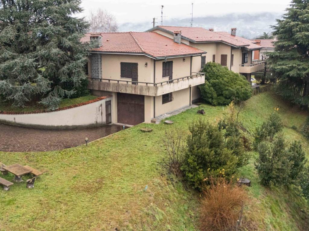 Villa a Annone di brianza in Via A. Manzoni - Foto 5