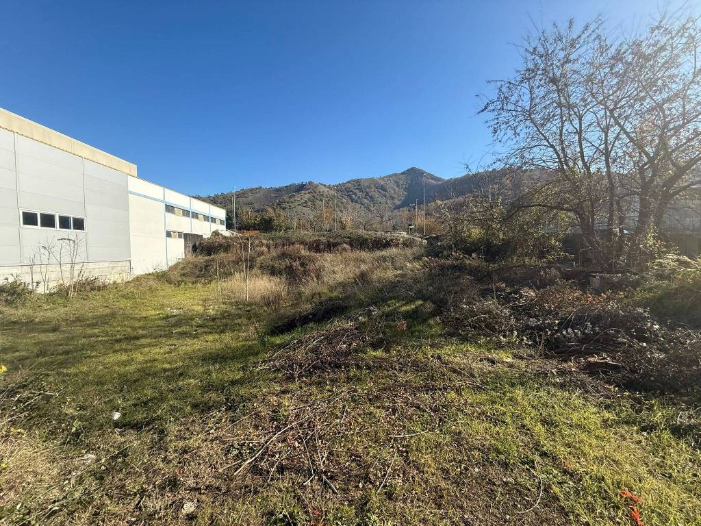 Terreno a Baronissi in zona P.I.P. - Foto 4