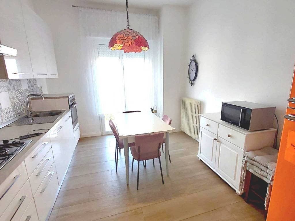 Appartamento a Riccione in Viale Loano - Foto 3