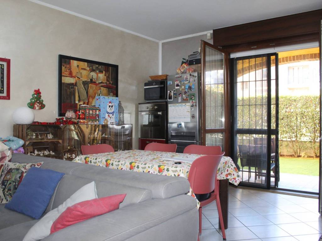 Appartamento a Leinì in Via Giorgio Periasca, 8 - Foto 2