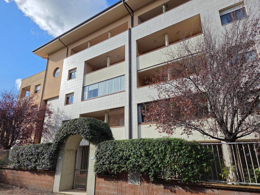Appartamento a Sassari in Via Vardabasso - Foto 2