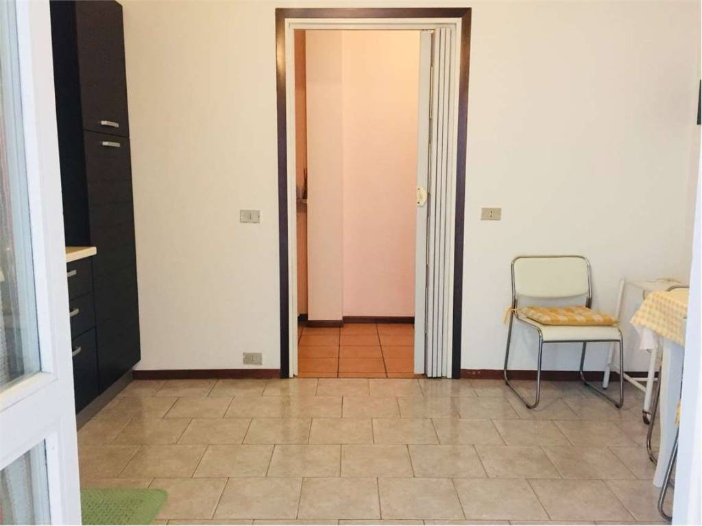 Appartamento a Borgomanero in via cellini, 3 - Foto 4