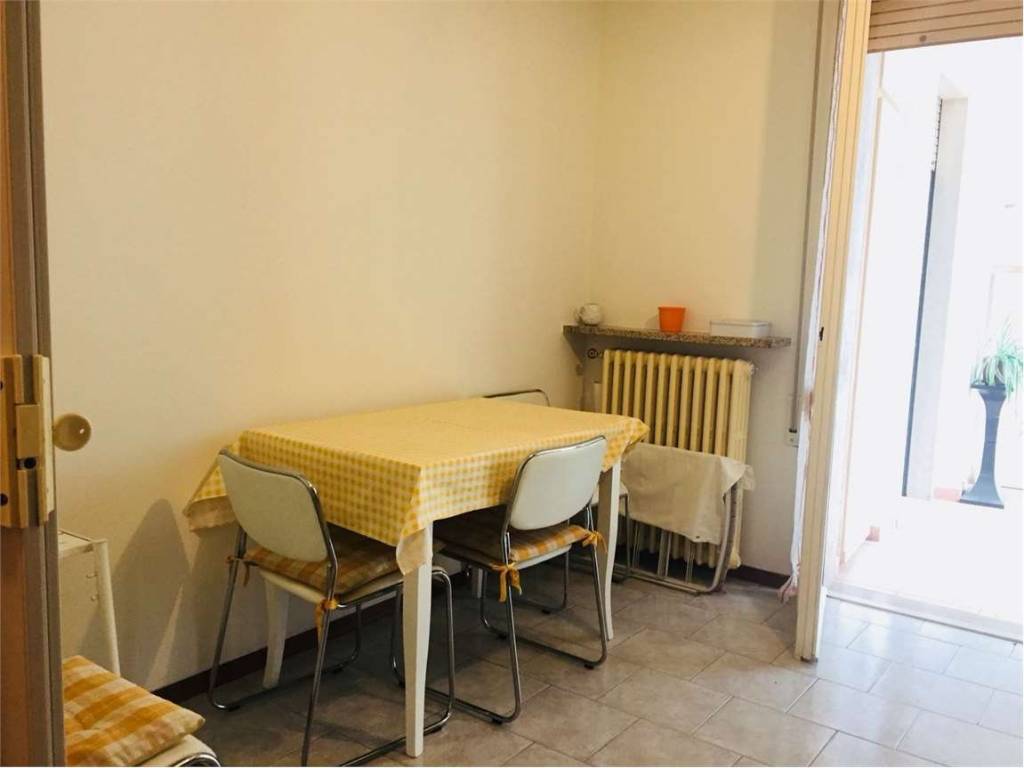 Appartamento a Borgomanero in via cellini, 3 - Foto 5