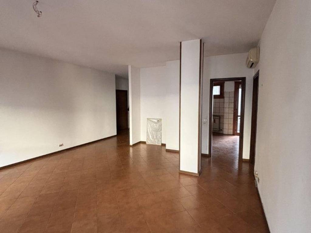 Appartamento a Cremona in Via Buoso da Dovara, 81 - Foto 2