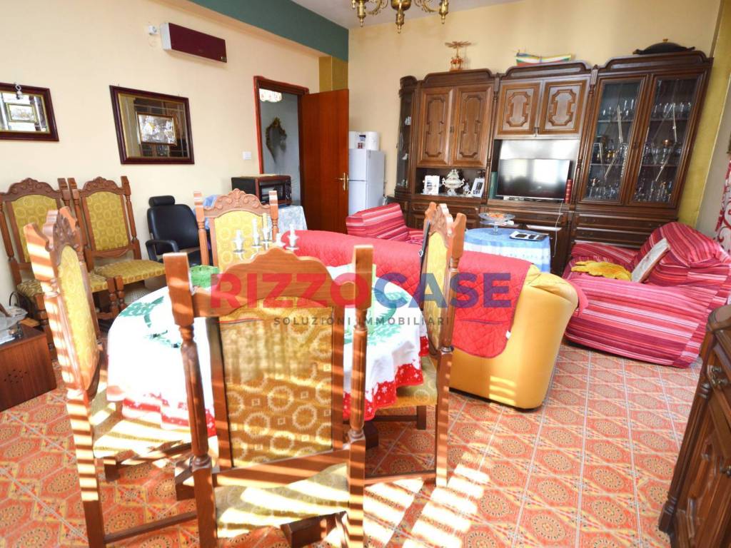 Appartamento a Corigliano-rossano in Viale Sant'Angelo - Foto 3