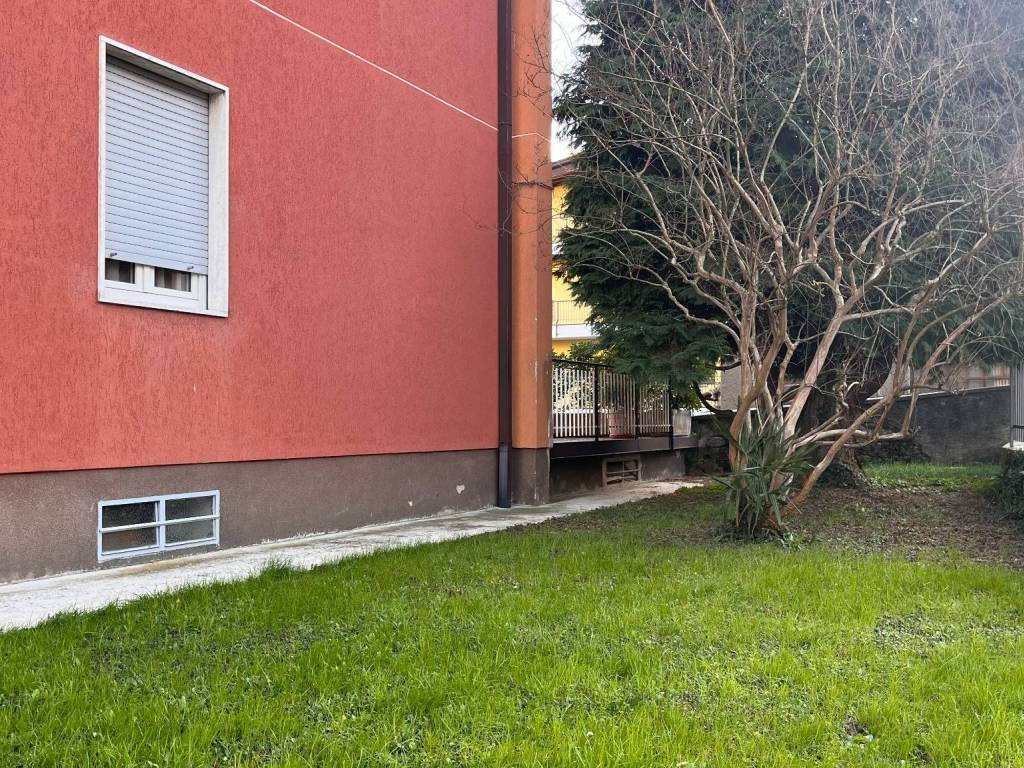 Appartamento a Costa masnaga in Via Castello Brianza, 21 - Foto 4