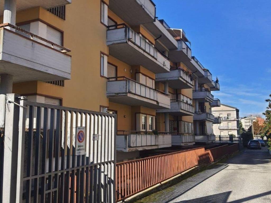 Appartamento a Avezzano in VIA MONTE VELINO, 71 - Foto 4
