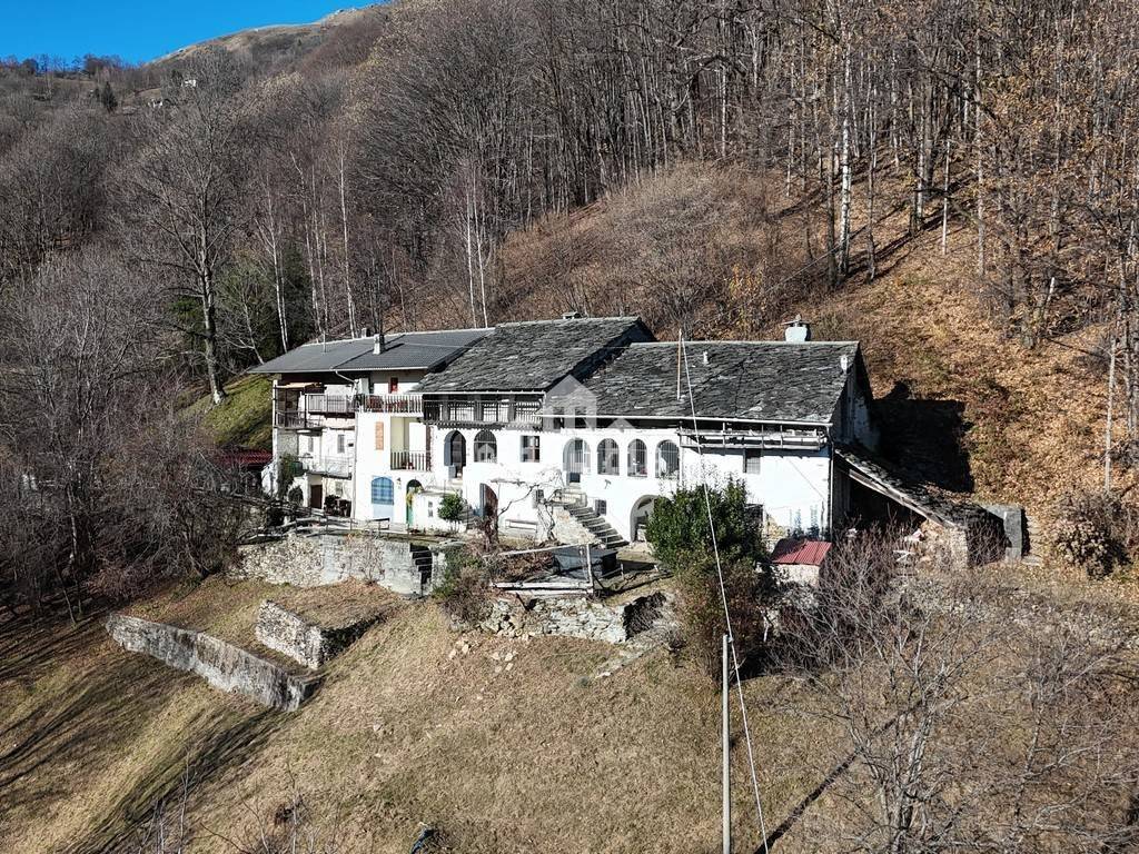 Casa indipendente a Valchiusa in strada della colla, 12 - Foto 3