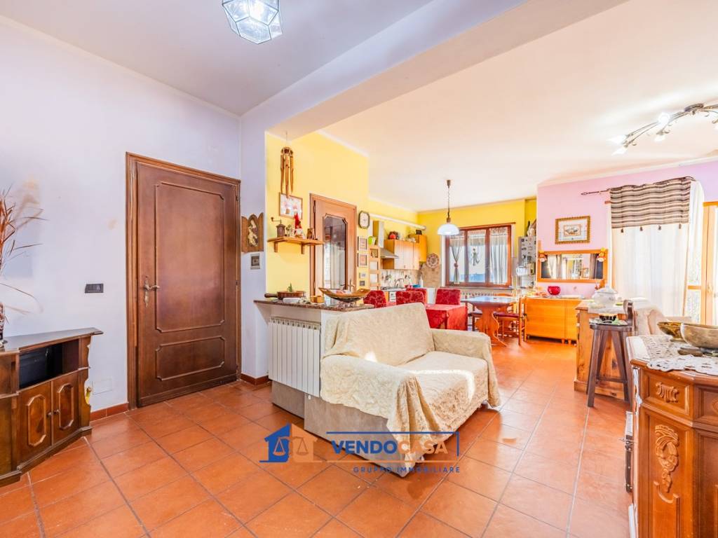 Appartamento a Moncucco torinese in Via Roma, 24 - Foto 2