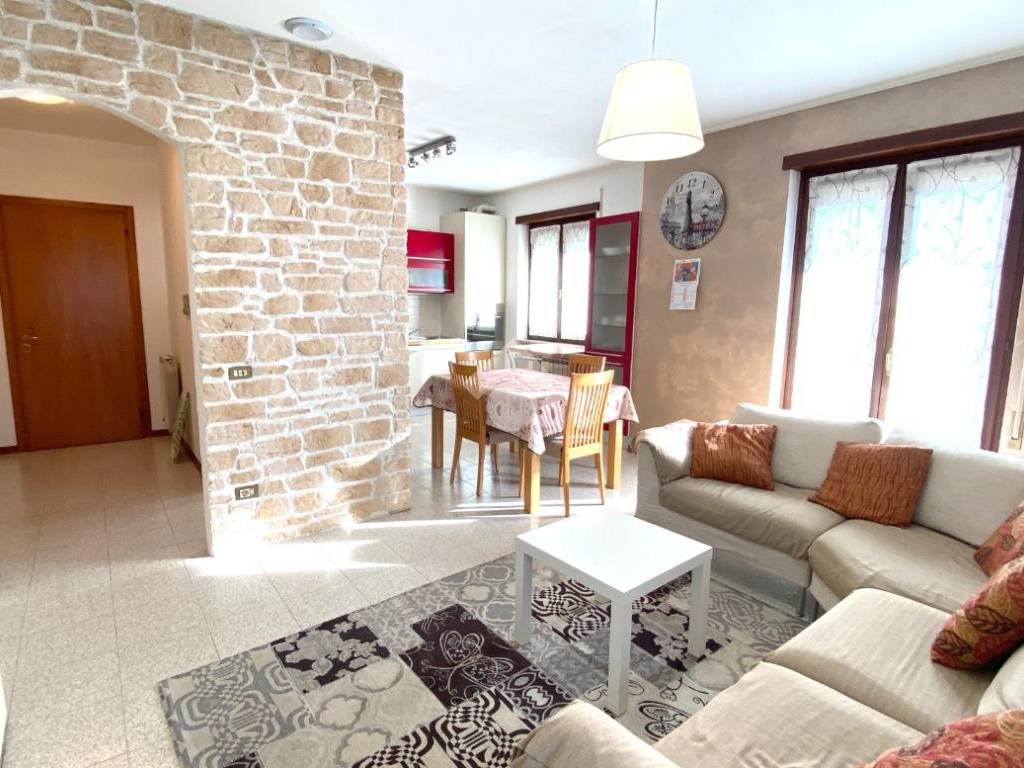 Appartamento a Thiene in Via Sette Comuni, 22 - Foto 3