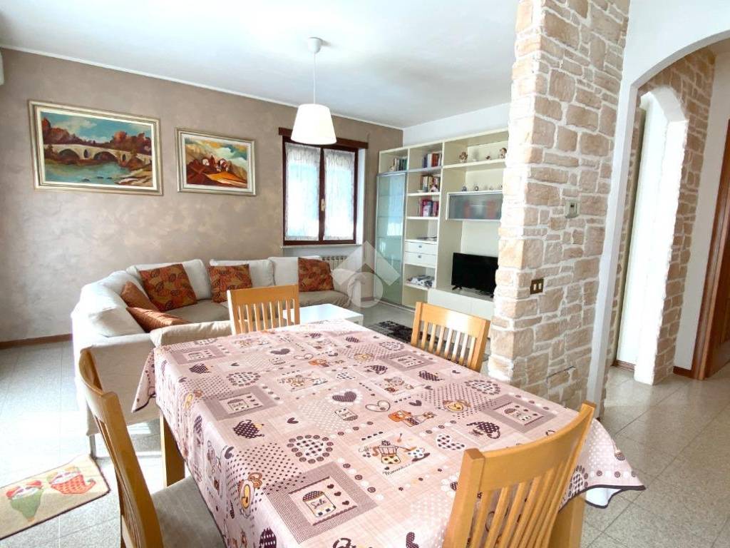 Appartamento a Thiene in Via Sette Comuni, 22 - Foto 4
