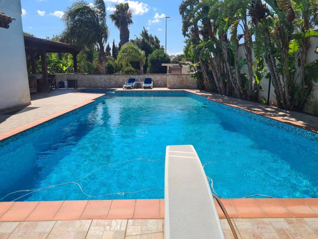 Villa a Lecce in Via Giorgio La Pira, 12 - Foto 2