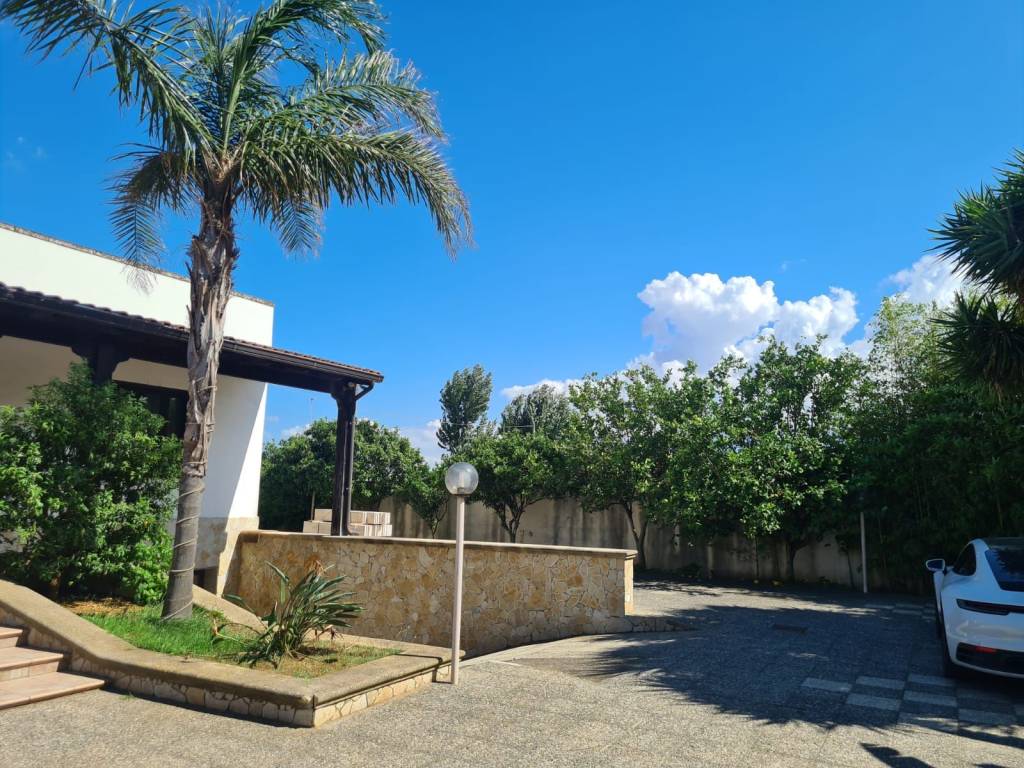Villa a Lecce in Via Giorgio La Pira, 12 - Foto 3