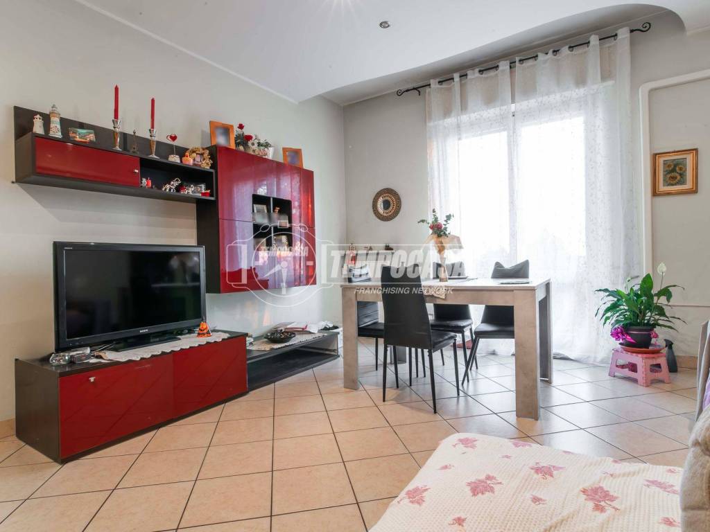 Appartamento a Gorla minore in Via Ambrogio Colombo 20 - Foto 4